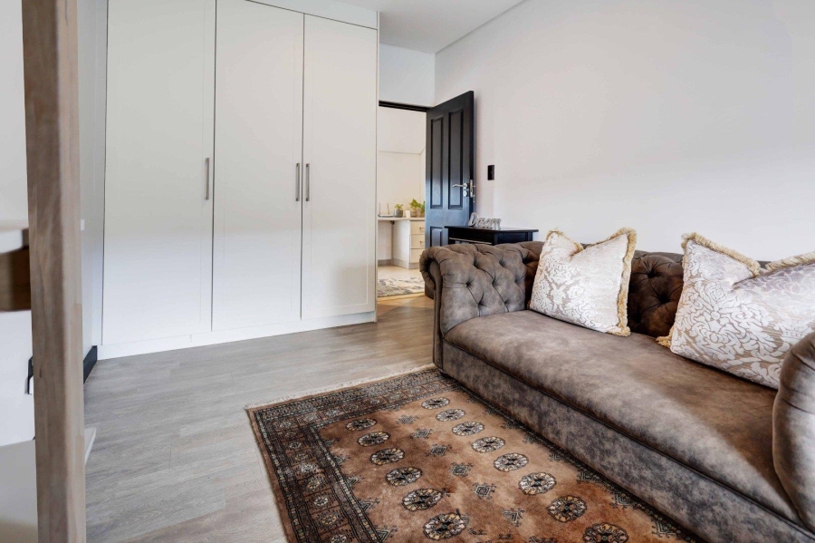 To Let 3 Bedroom Property for Rent in Graanendal Western Cape